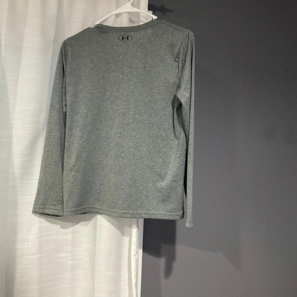 Boys Large Under Armor long-sleeve Tee - Picture 2 of 3